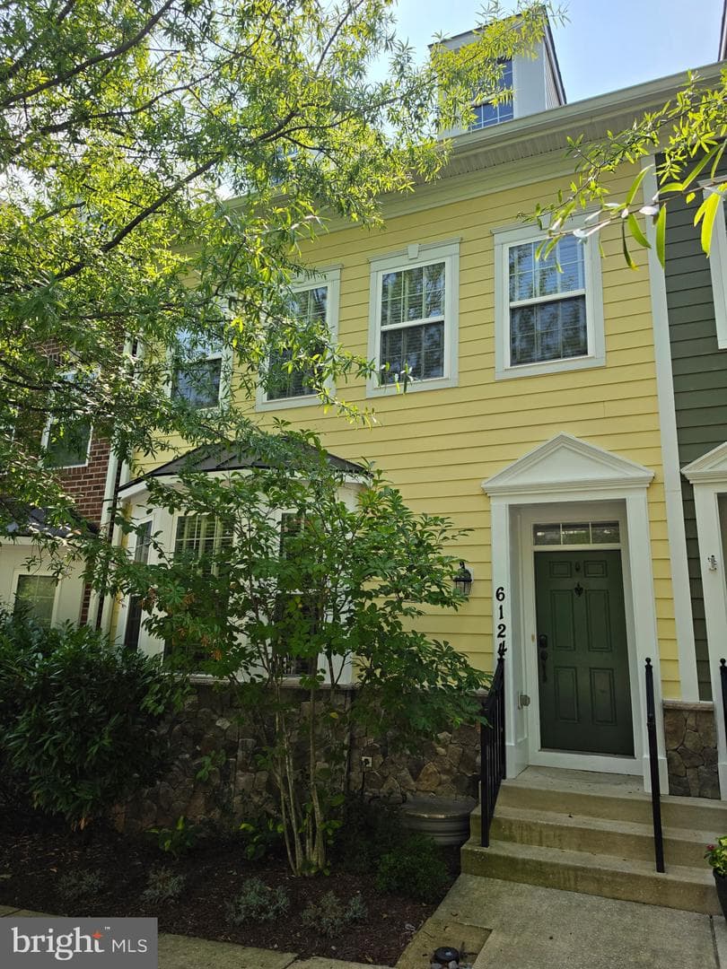 6124 Edward Hill Road photo 1
