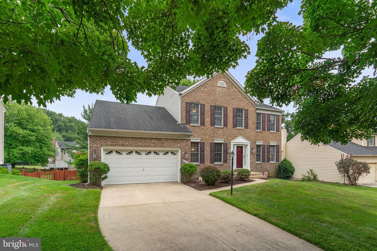 2859 Country Lane photo 1