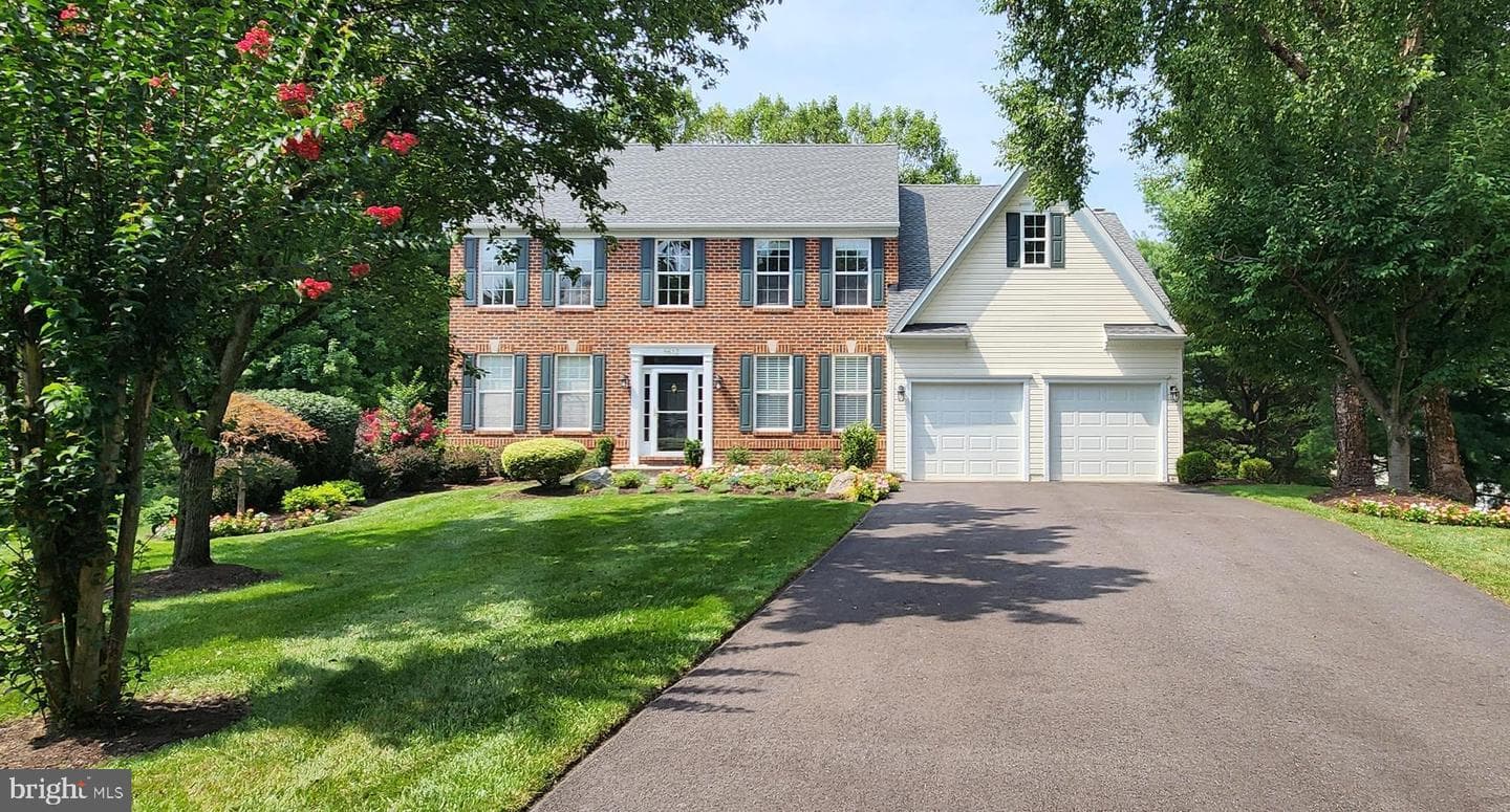 8612 Lawrence Mill Court photo 1