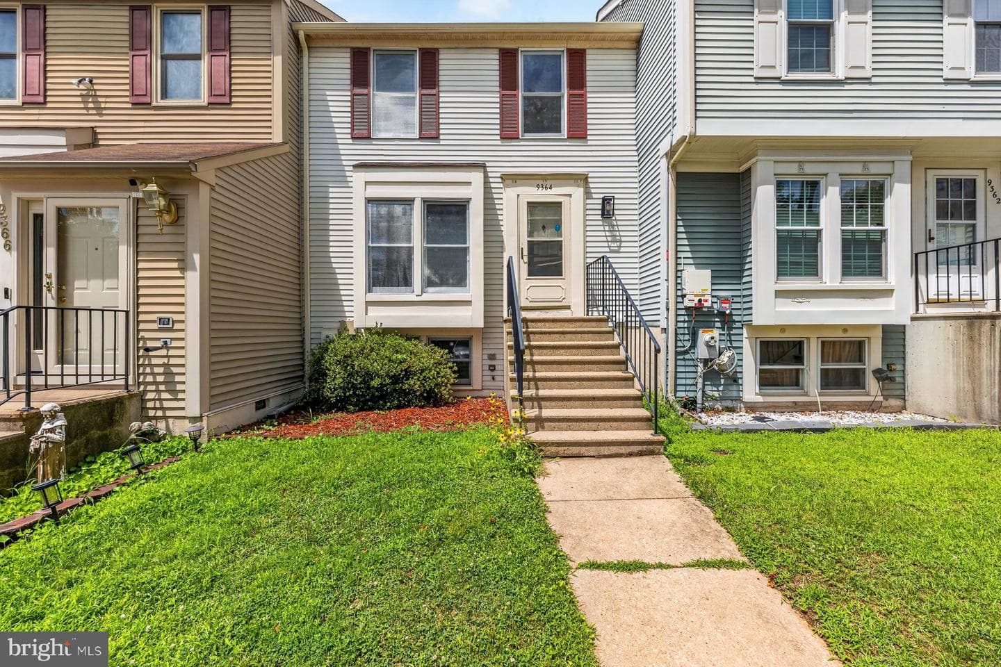 9364 Harvest Way photo 1