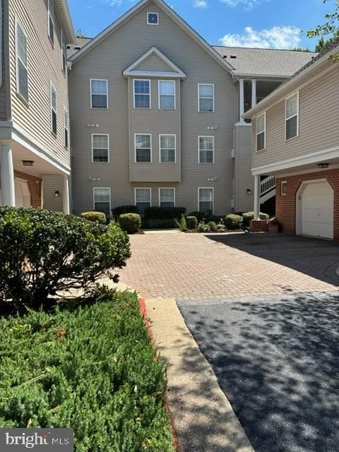 5827 Wyndham Circle #103 photo 1