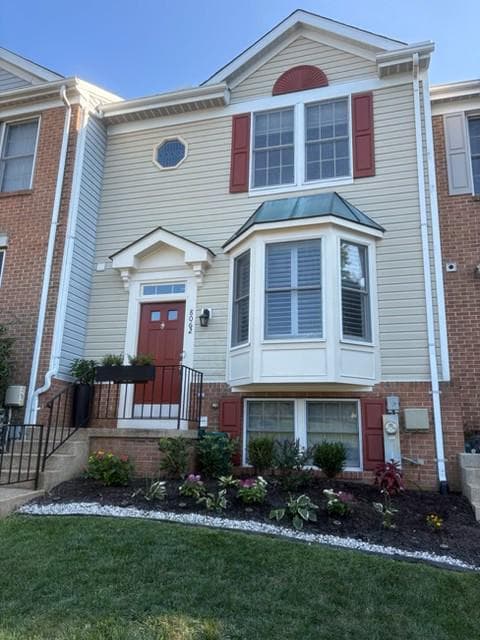 8062 Brightwood Court photo 1