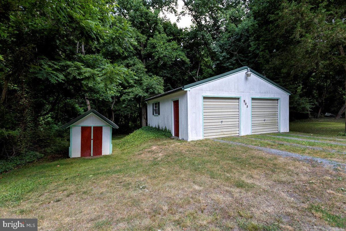 503 Dwyer Road photo 33