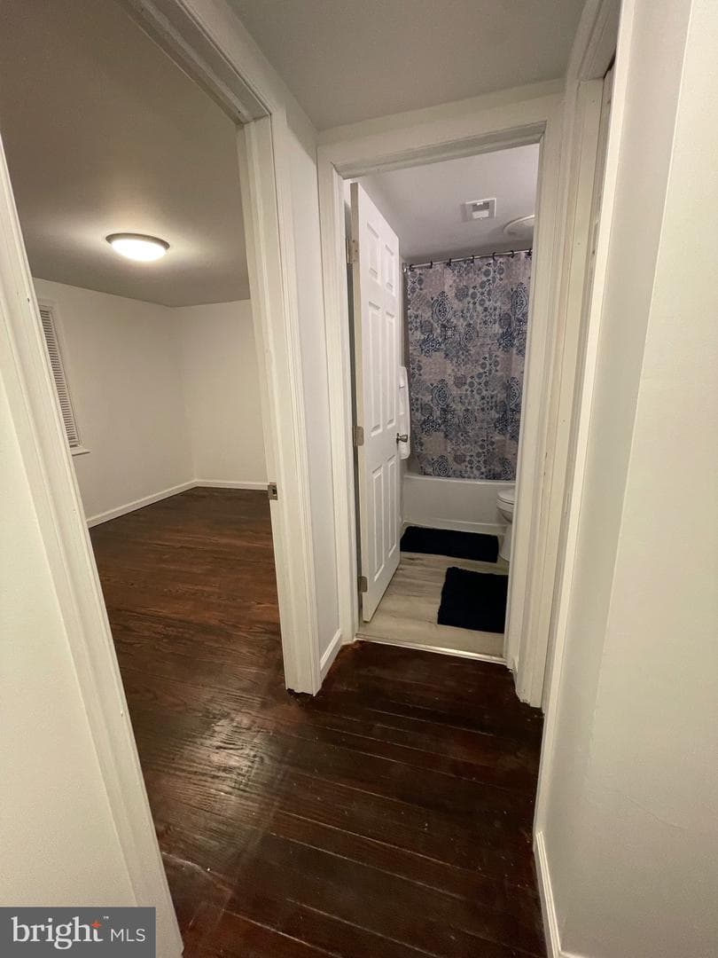 190 Comegys Street photo 23