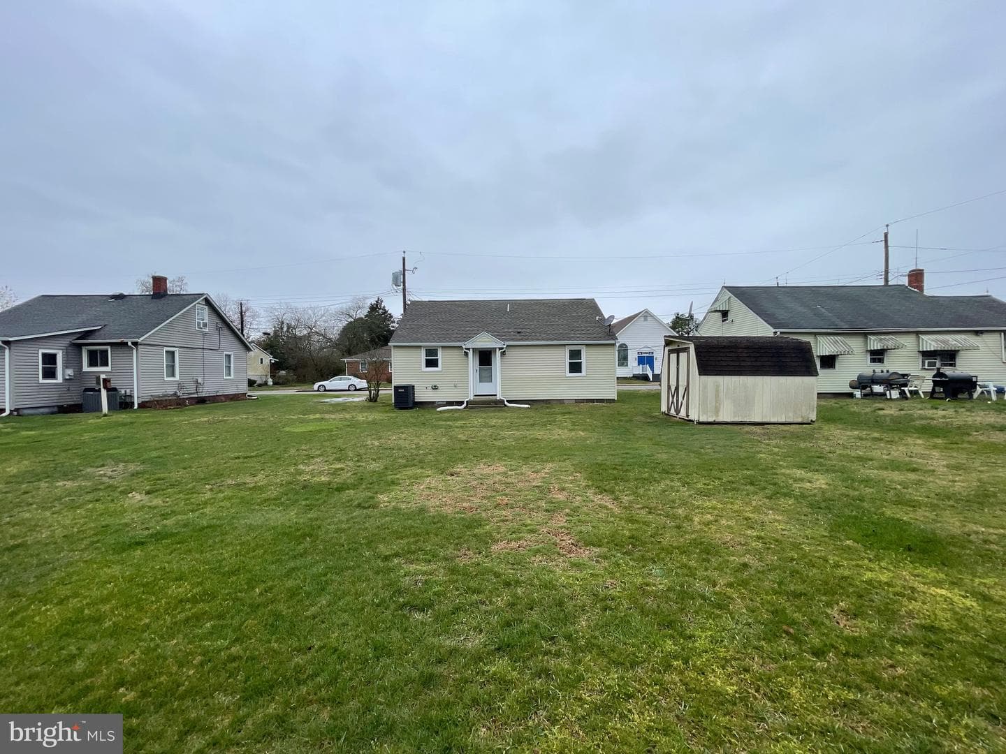 190 Comegys Street photo 31