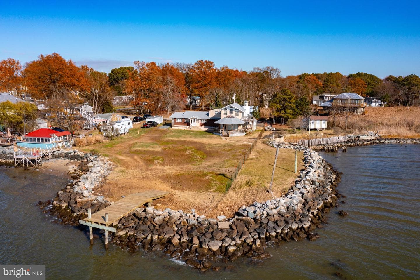 5738 Beach Road photo 2