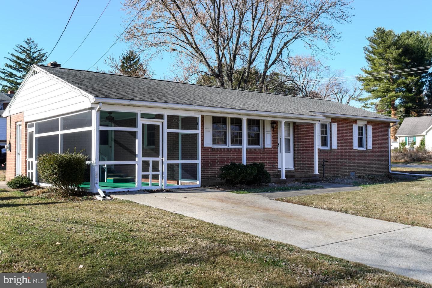202 Glen Street photo 2