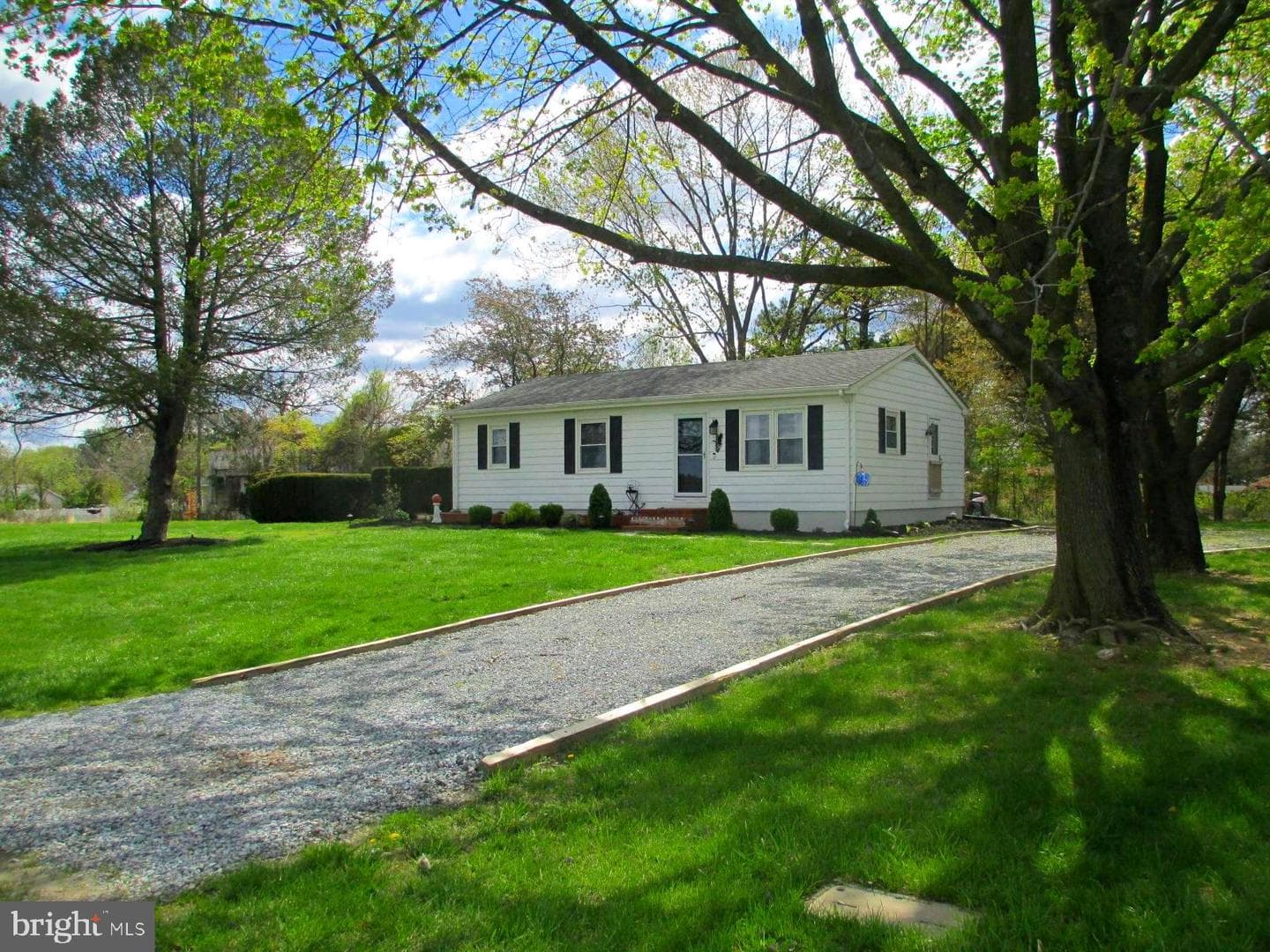 25241 Porters Grove Road photo 2