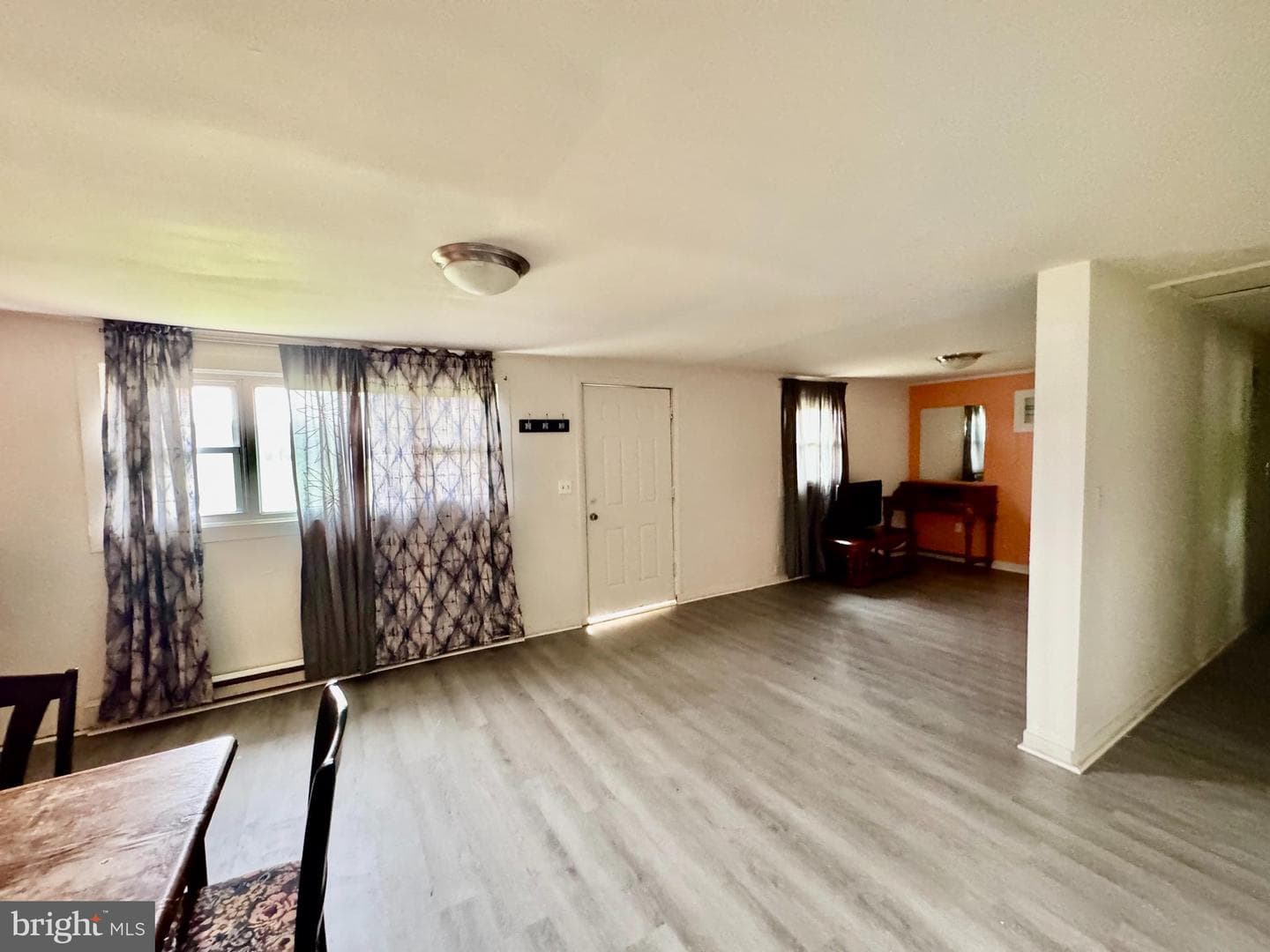 21899 Lovers Lane photo 2