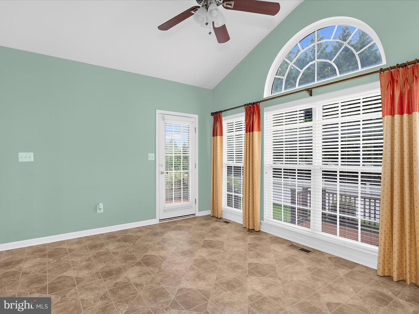 103 Adela Way photo 26