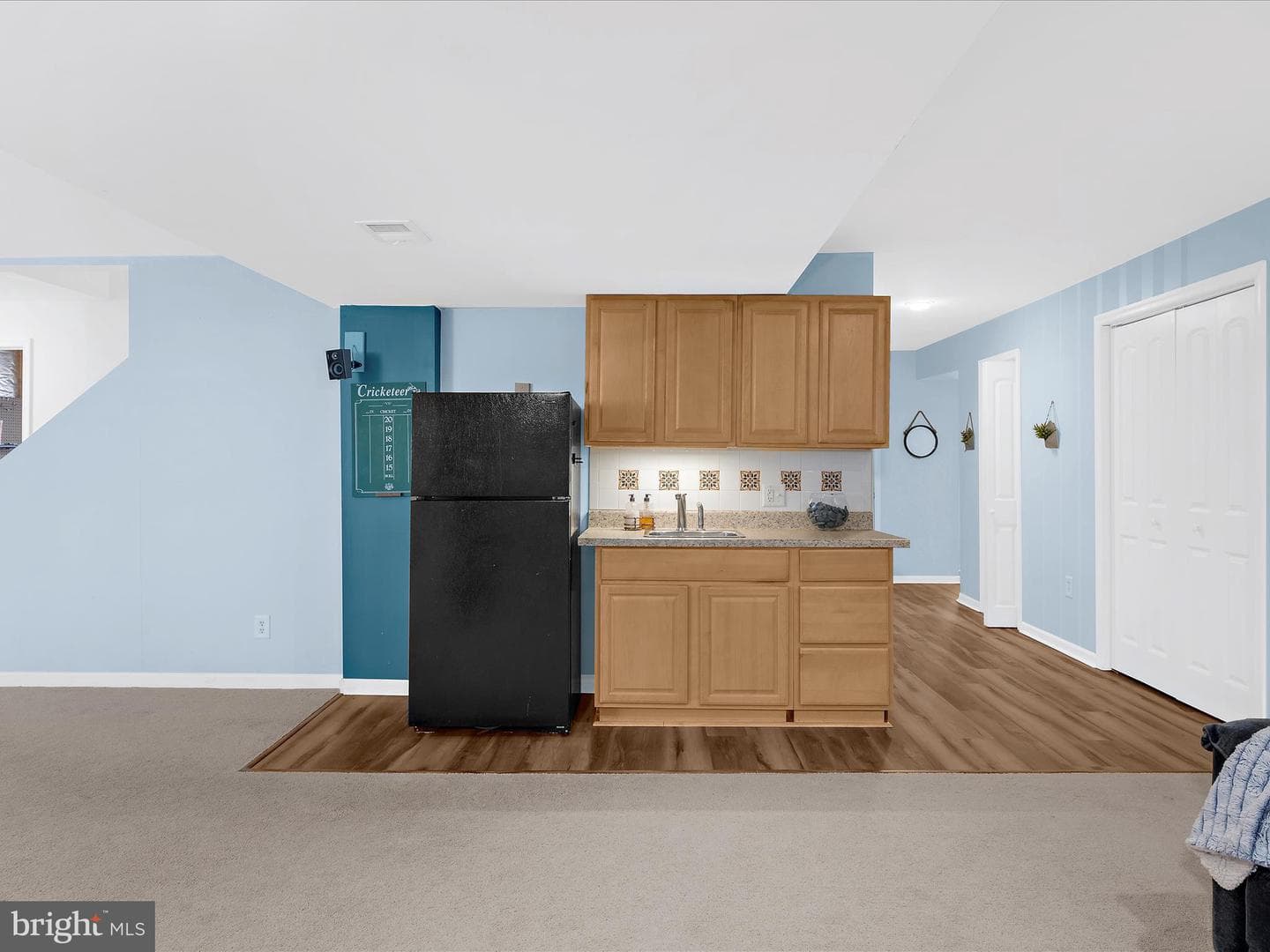 100 Adela Way photo 37