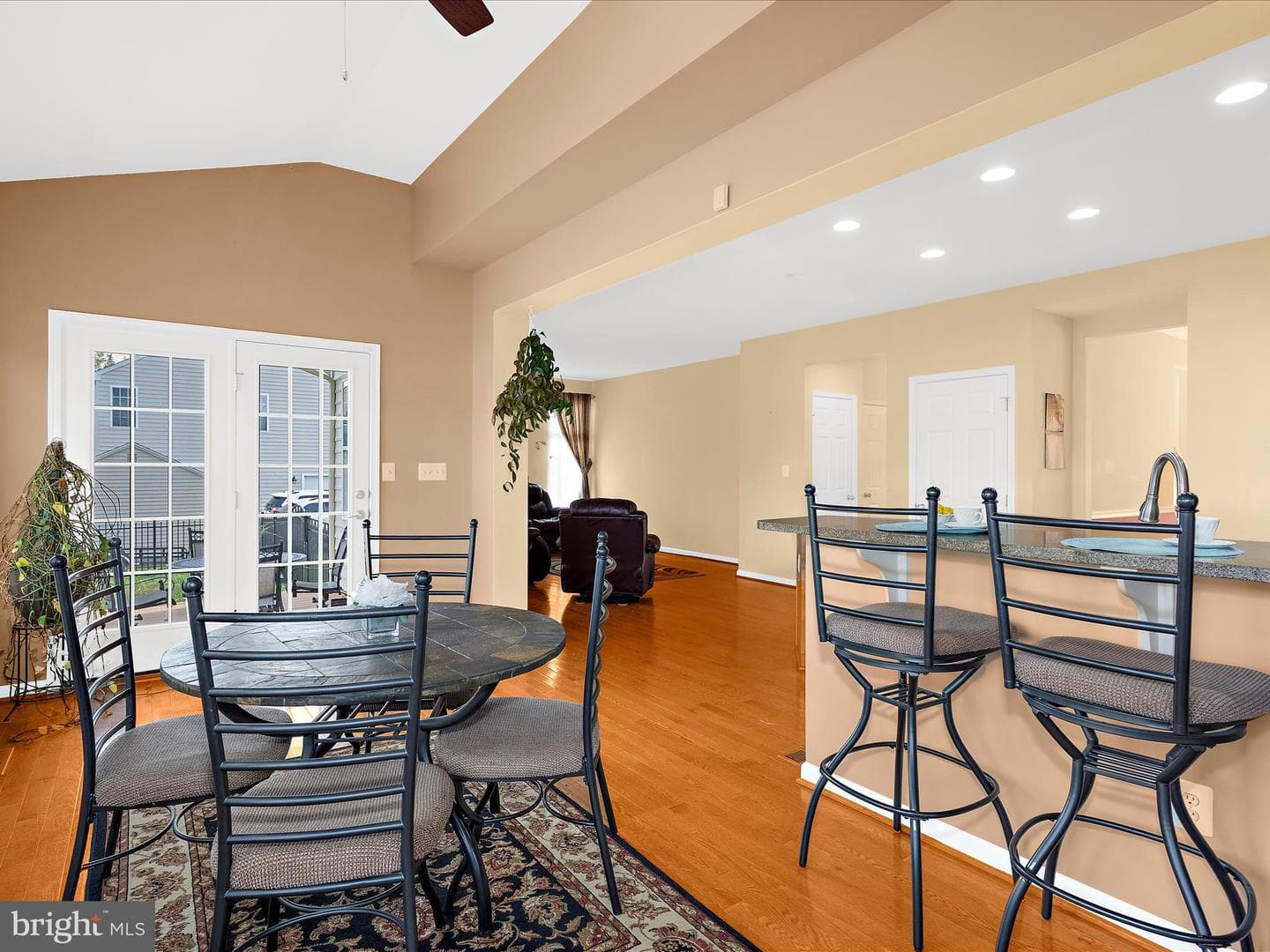 100 Adela Way photo 4
