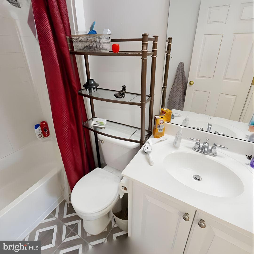 110 Trafford Drive photo 16