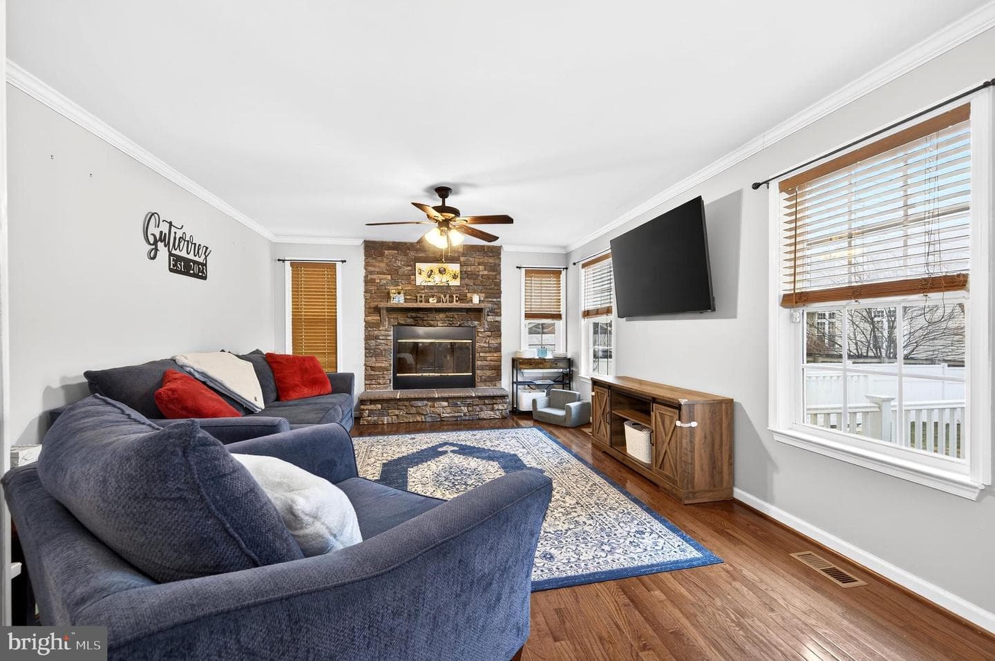218 Camelot Drive photo 20