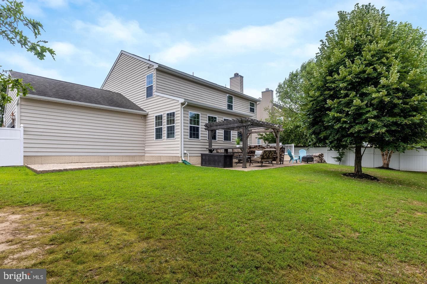 218 Camelot Drive photo 39