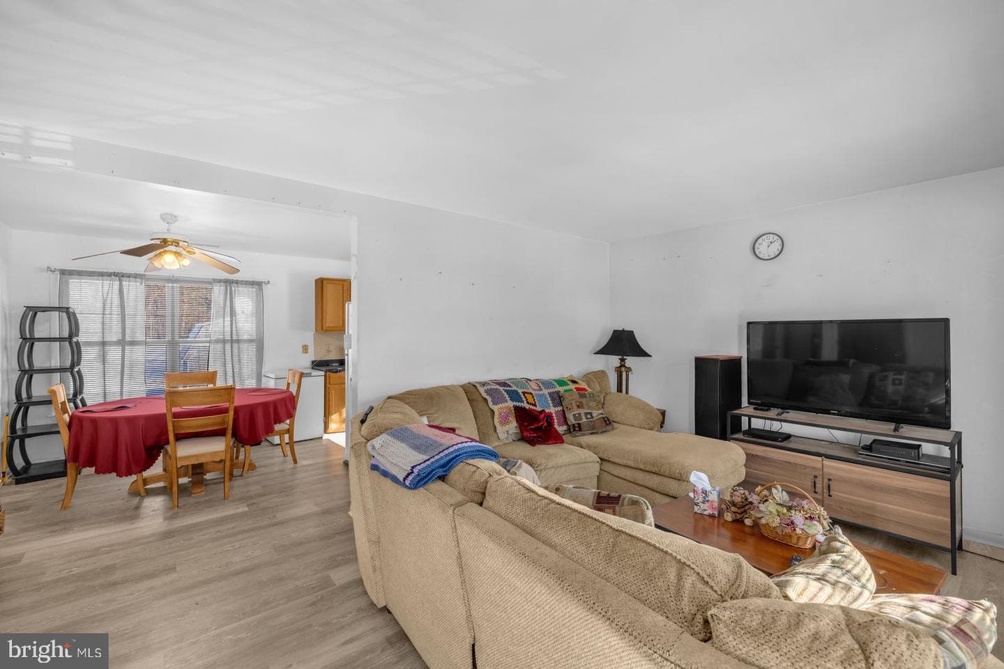6179 E Dorlon Drive photo 4