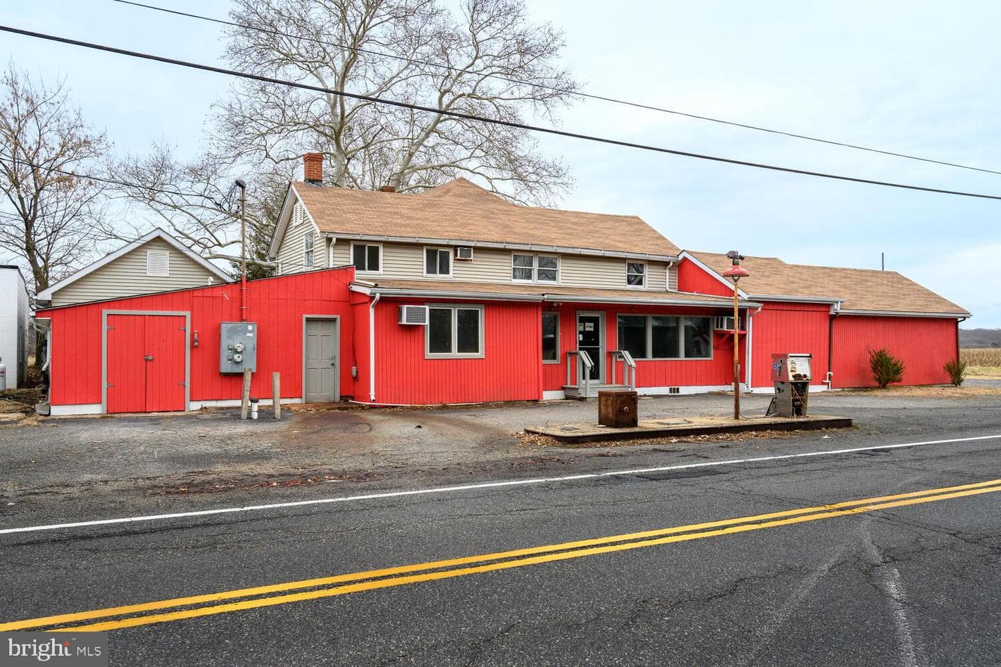 6746 Quaker Neck Road photo 5