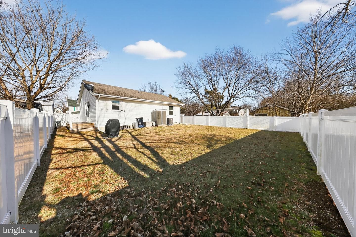 423 Cypress Street photo 3