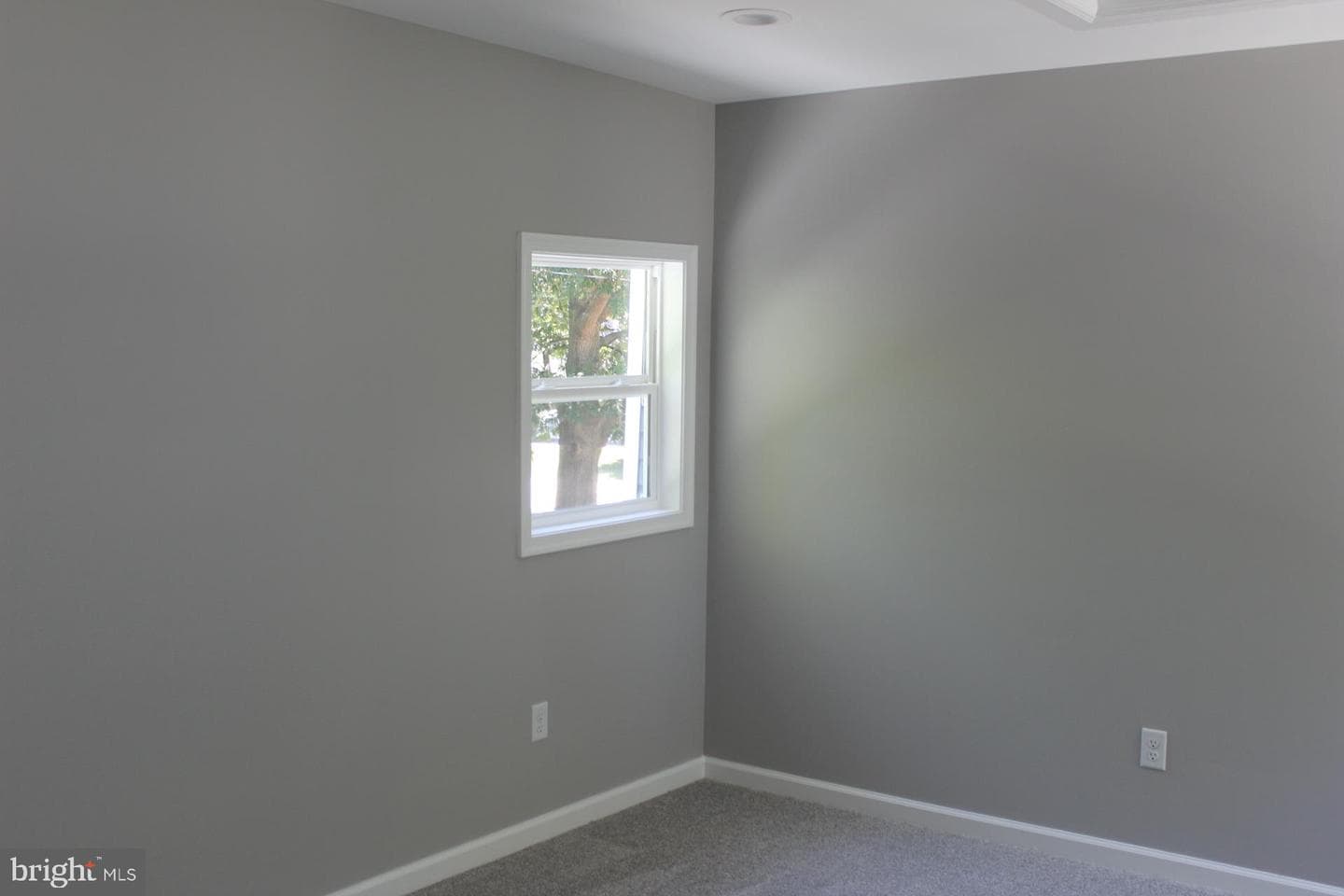 21232 Rock Hall Avenue photo 13