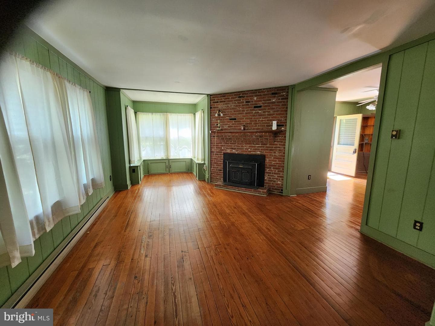201 Ericsson Avenue photo 35