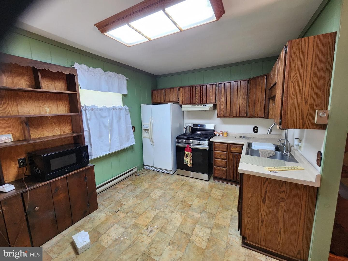 201 Ericsson Avenue photo 39