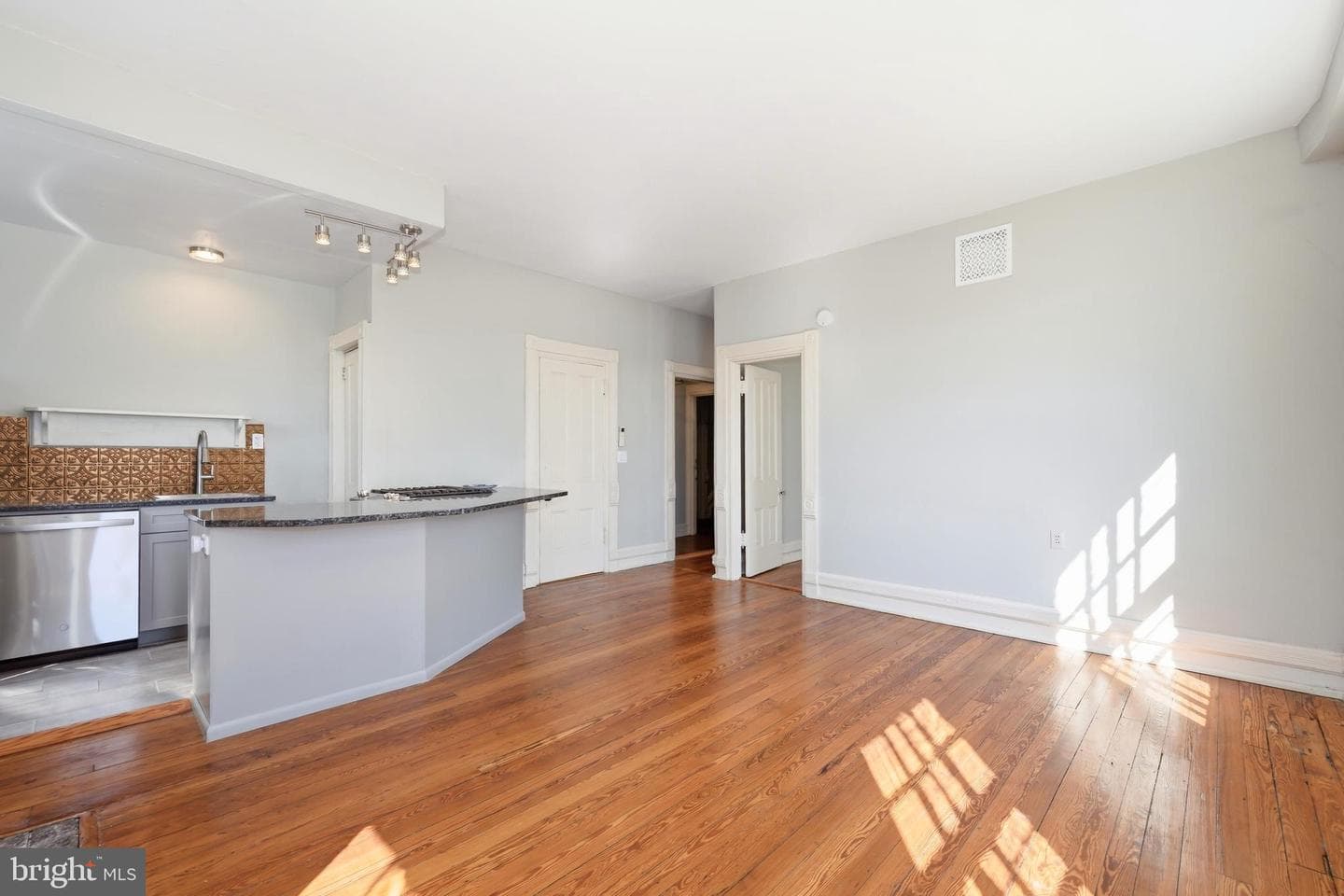 117 Water Street N #2a photo 19