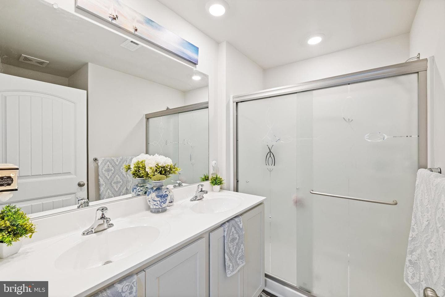 104 Flying Cloud Drive photo 15