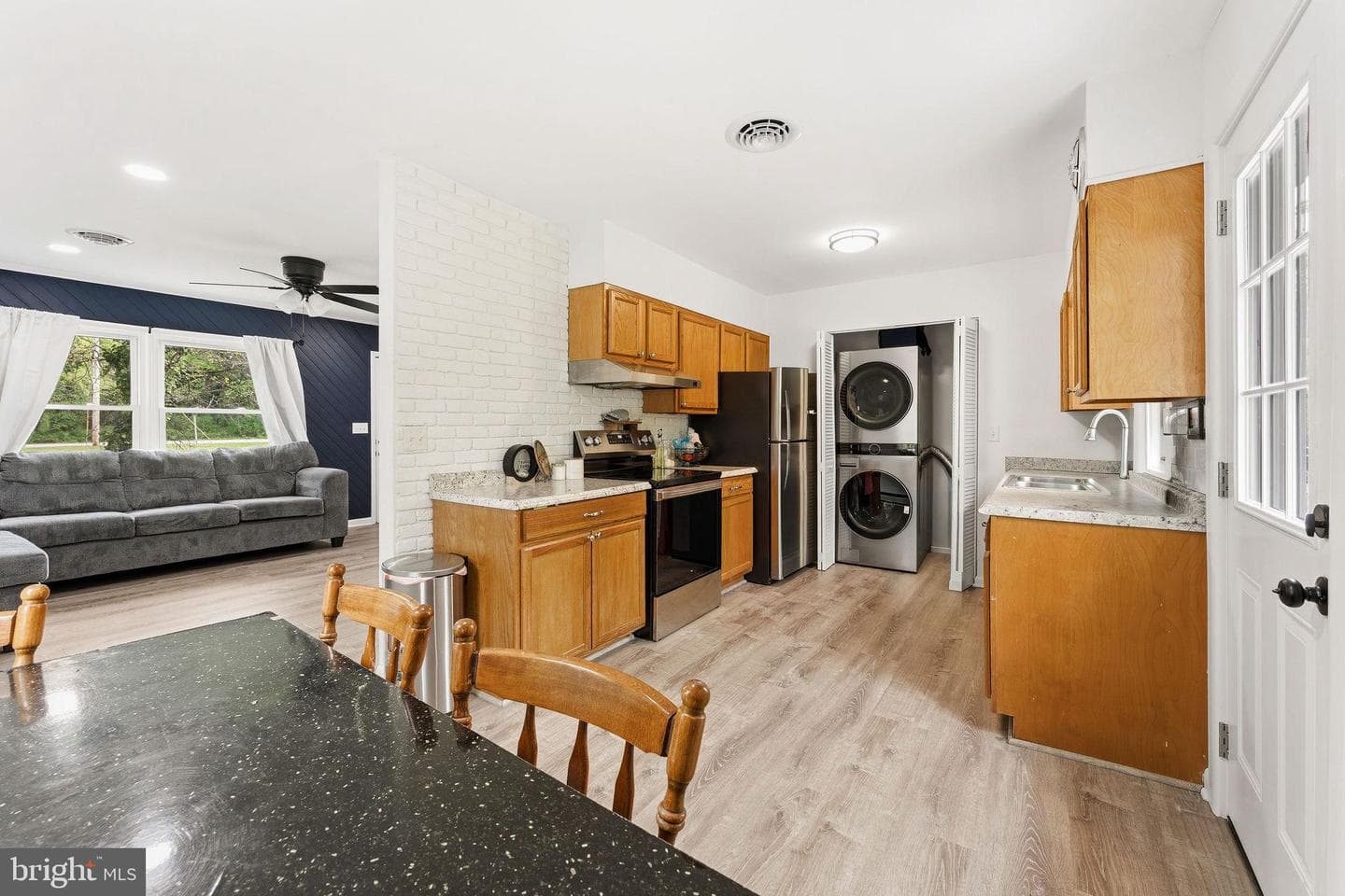 11167 Oak Lane photo 5