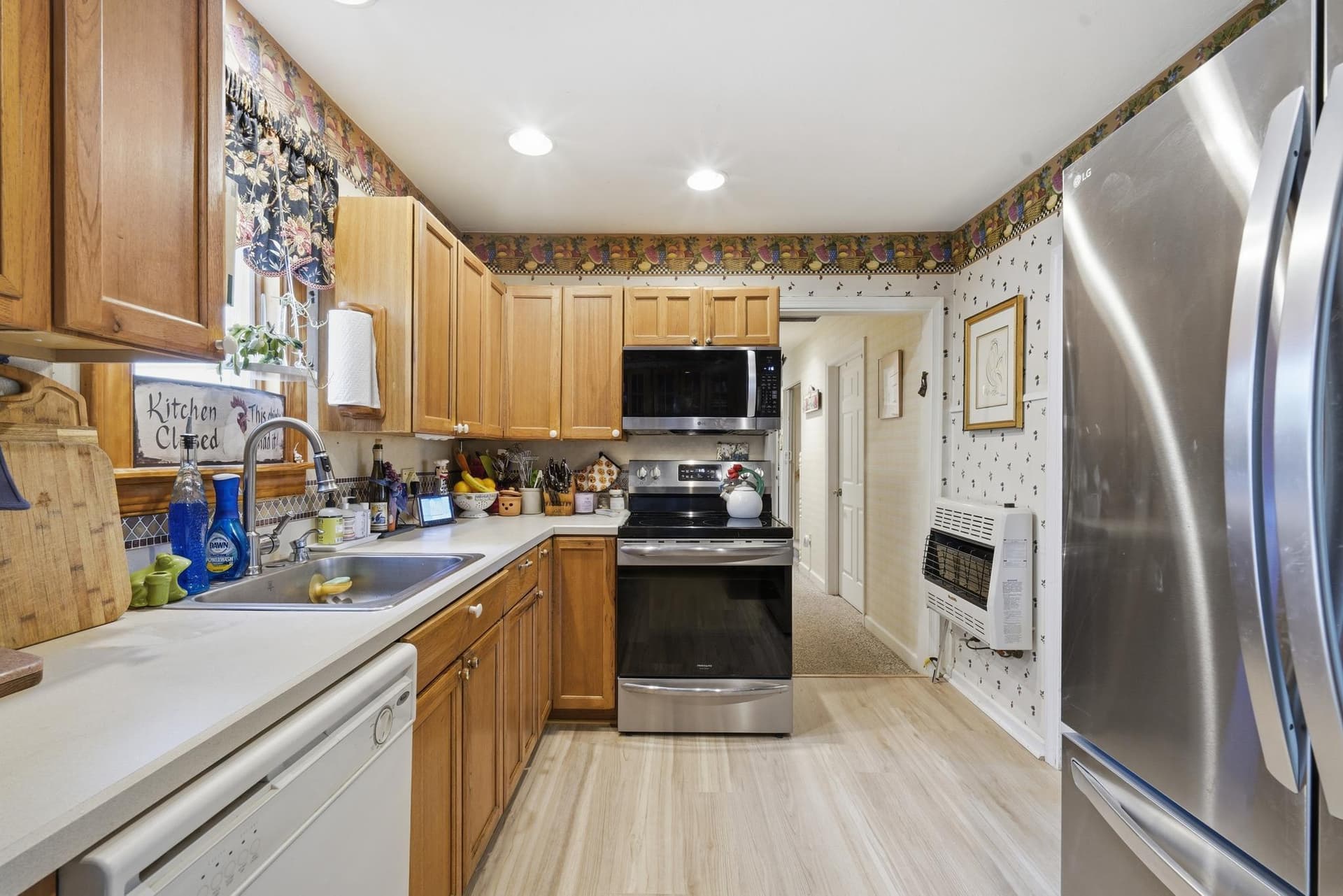14136 Kentmore Park Road photo 20