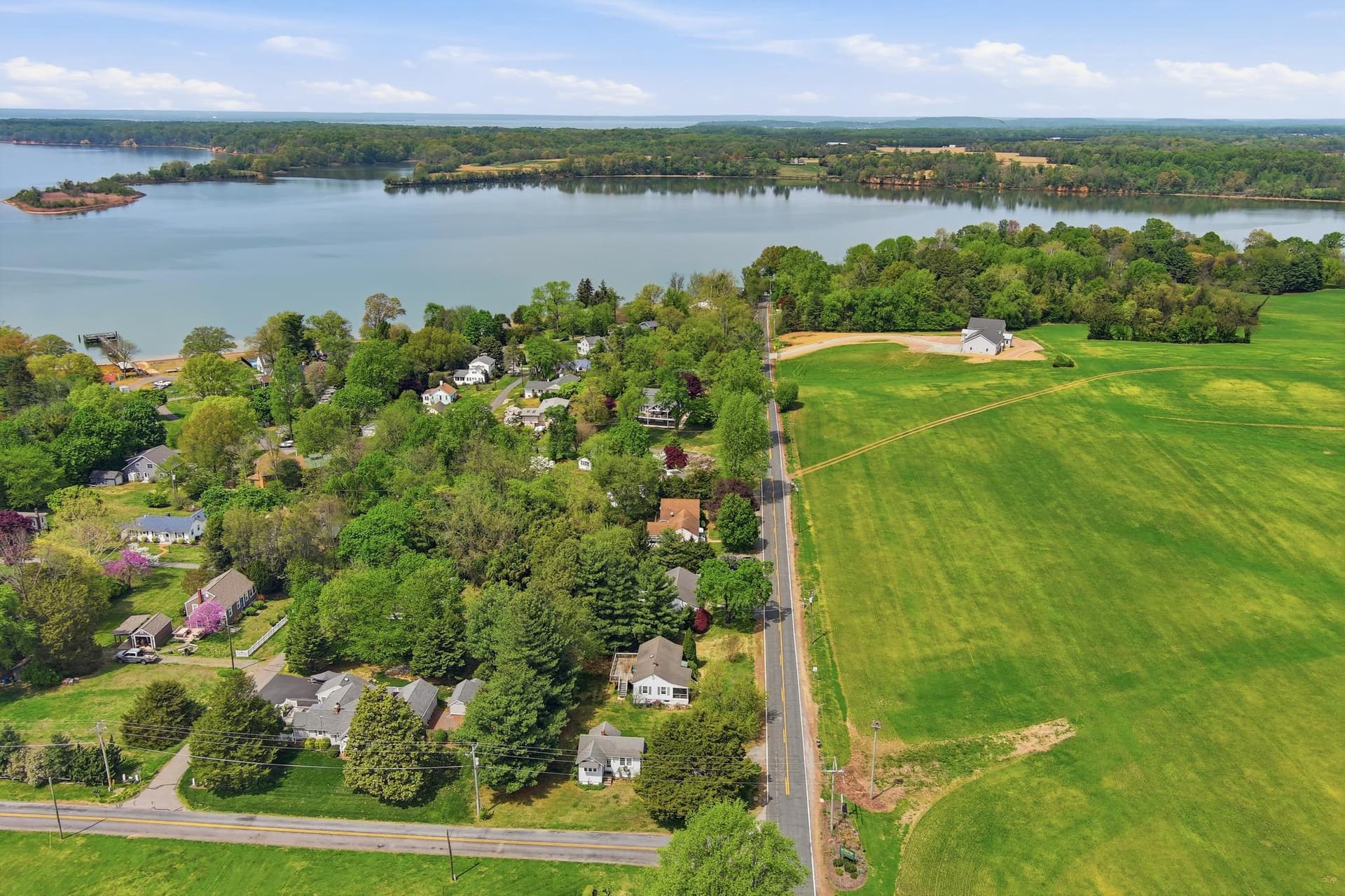 14136 Kentmore Park Road photo 51