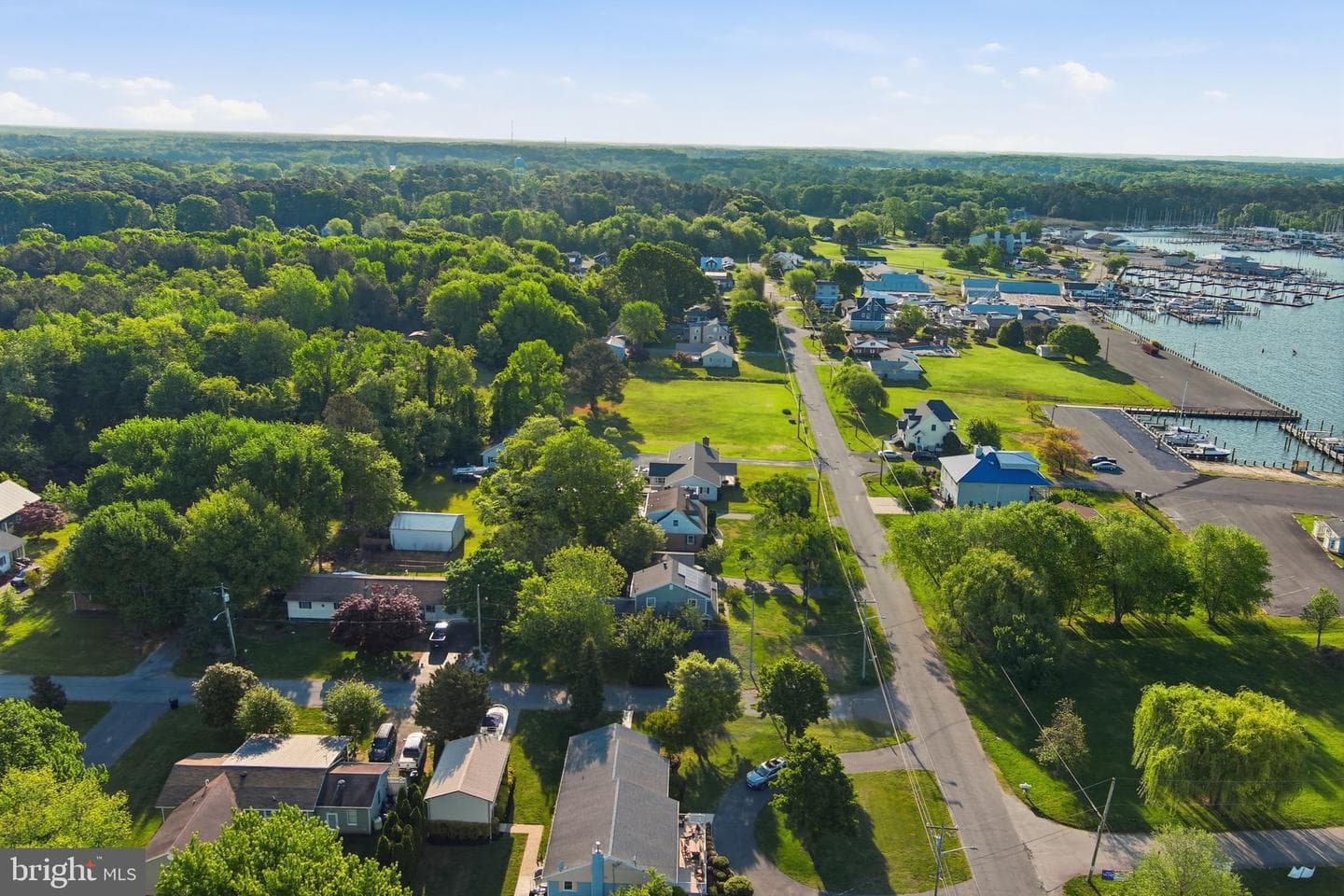 20916 Bayside Avenue photo 40