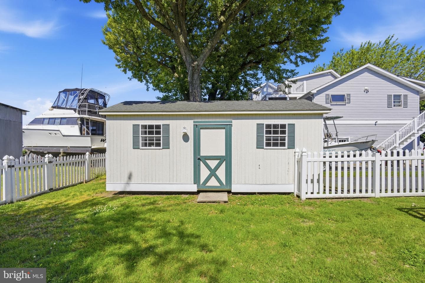 21007 Bayside Ave photo 6