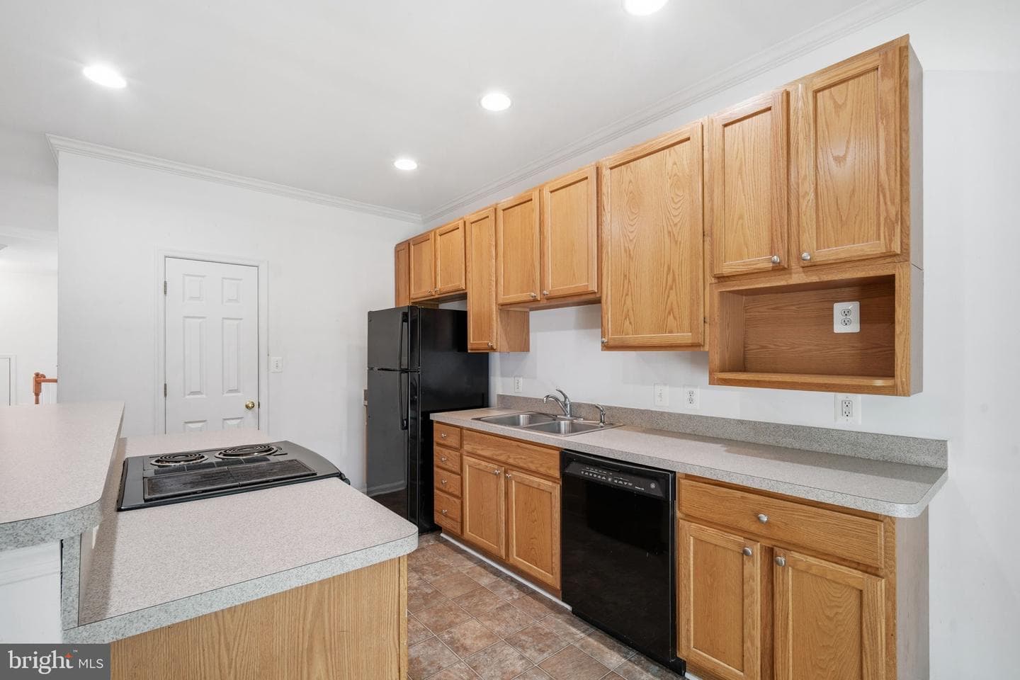 104 Acorn Drive photo 4