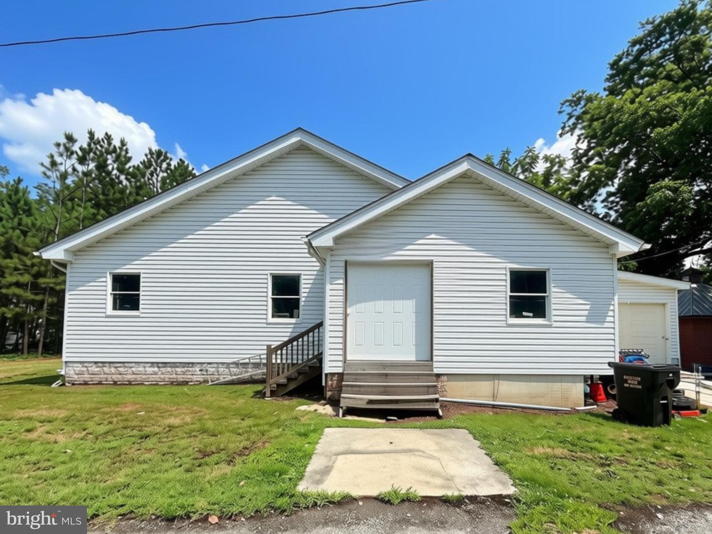 5804 Downey Avenue photo 1