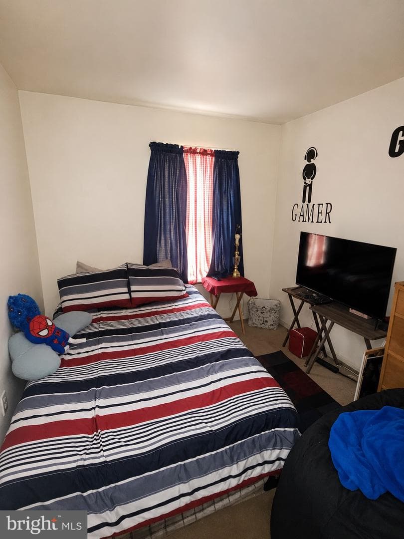 409 Calvert Street photo 5