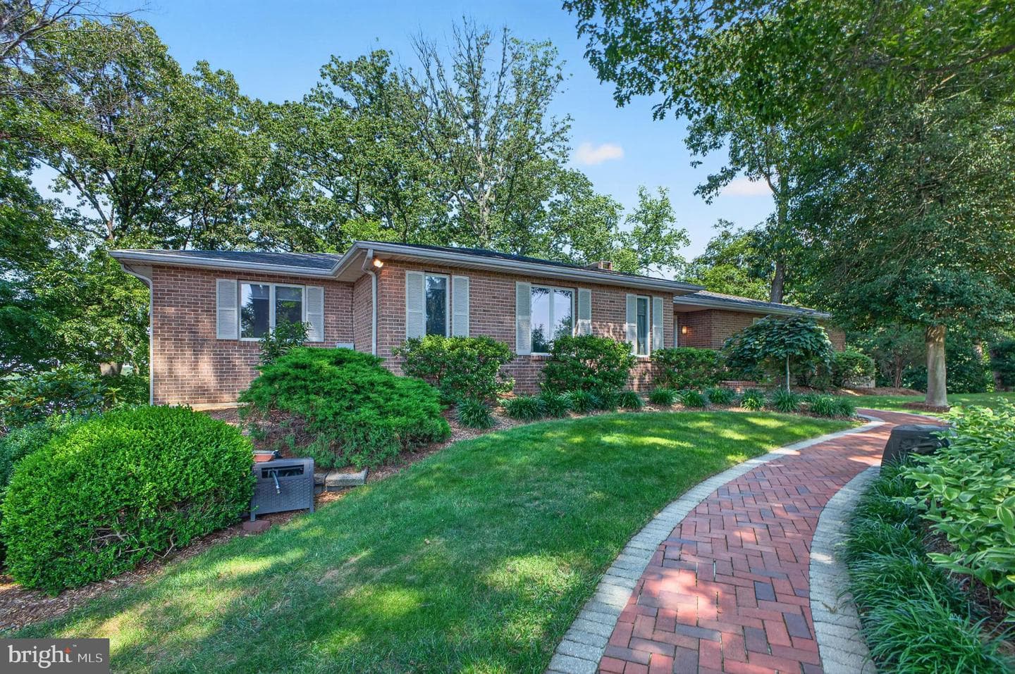 12555 Coopers Lane photo 1
