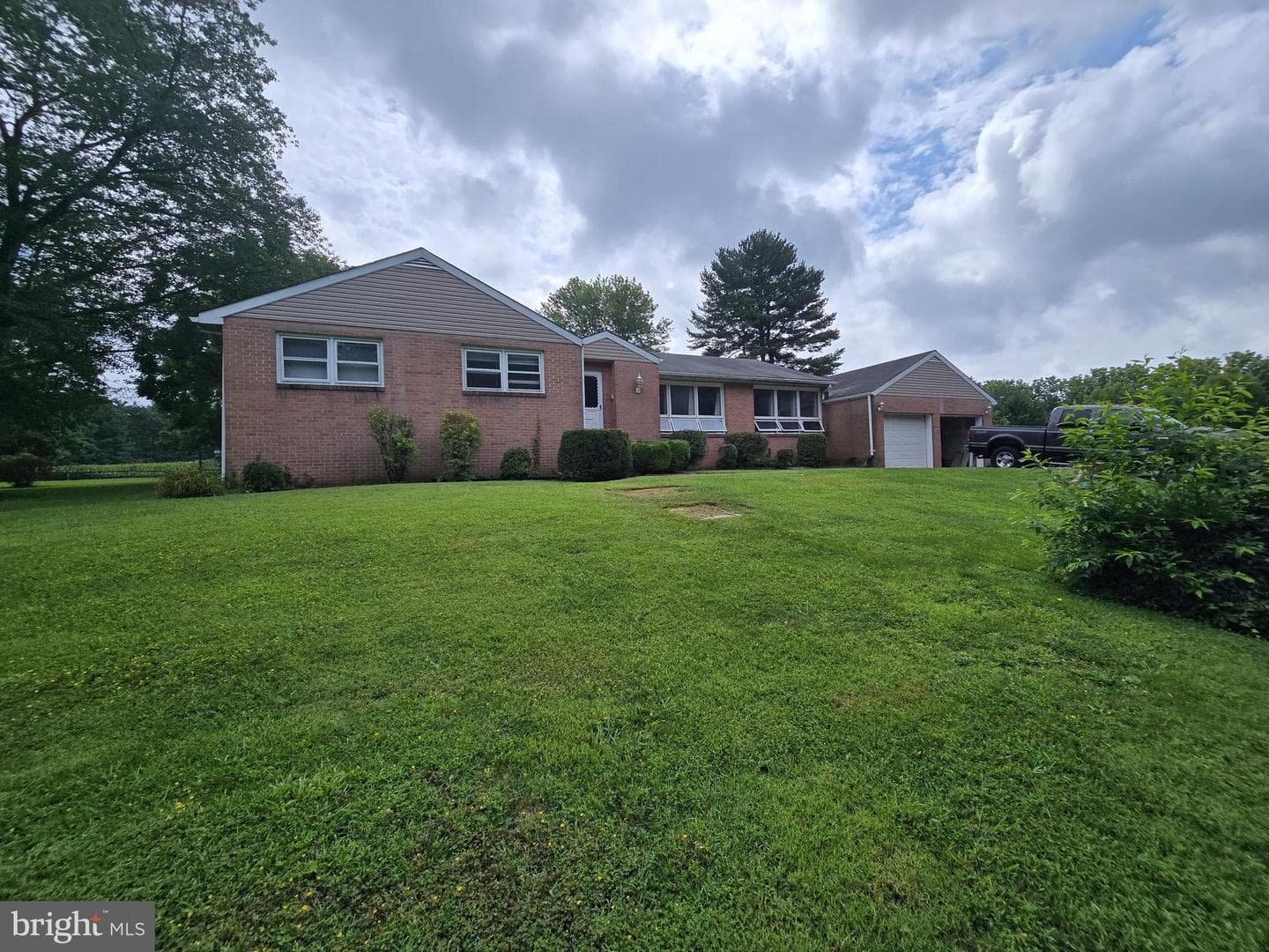 14021 E Beechwood Road photo 1