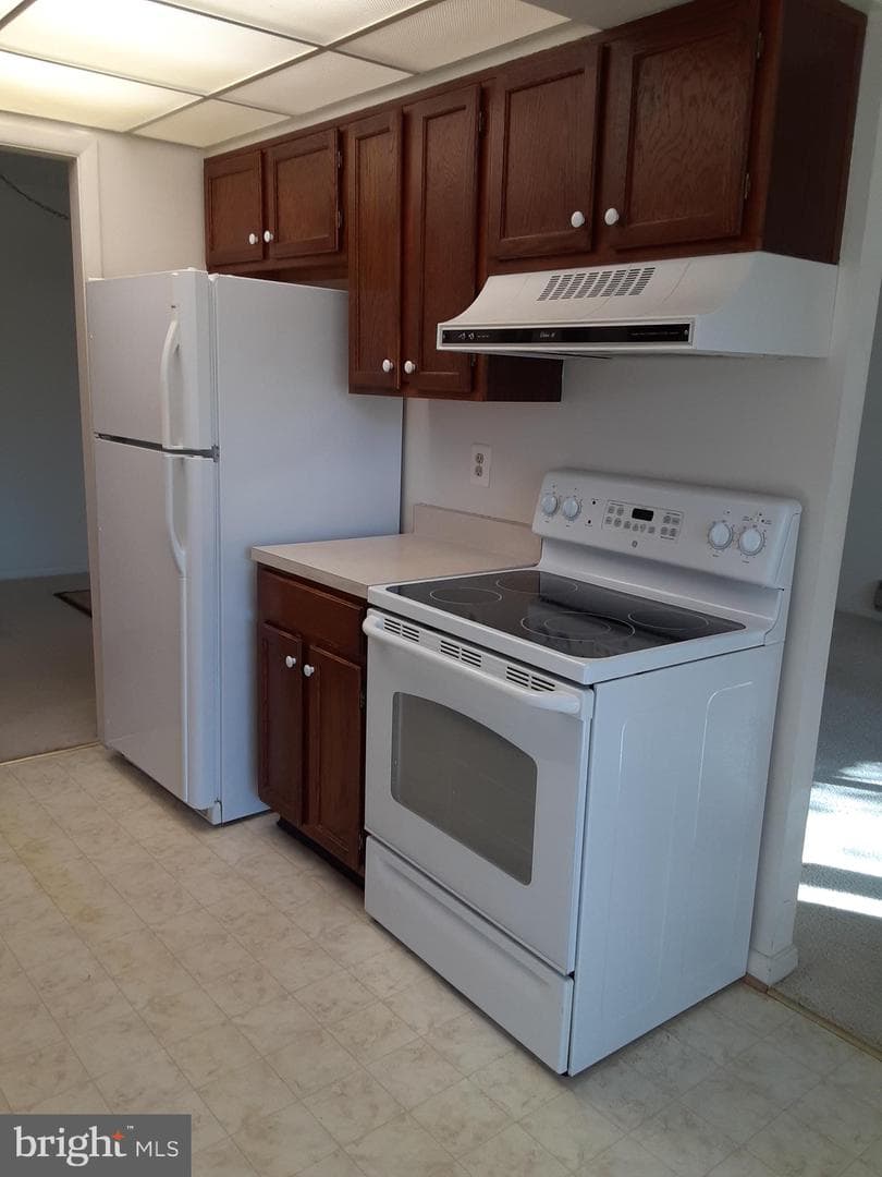 15201 Elkridge Way #93-2j photo 7