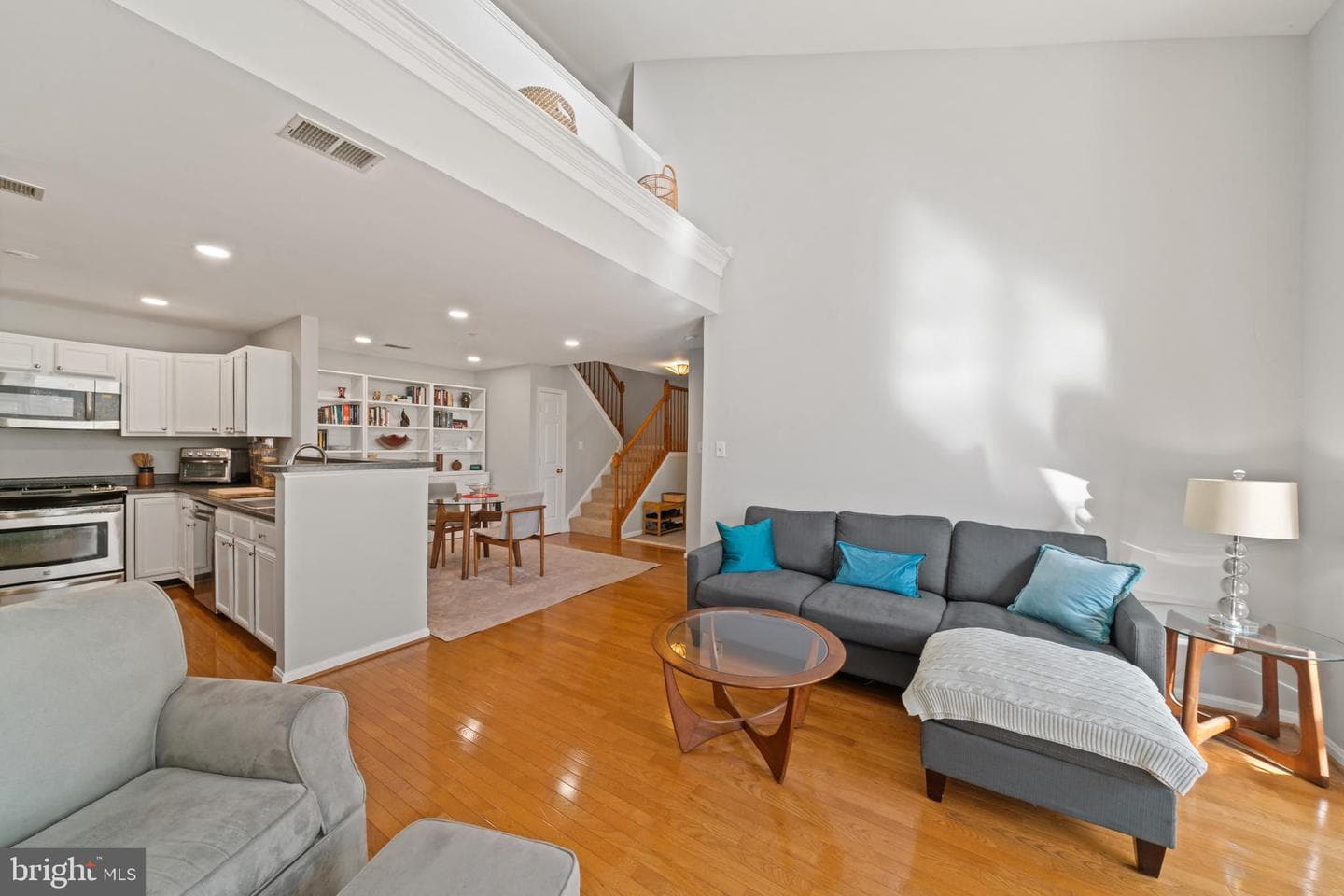 20404 Shore Harbour Drive #l photo 5