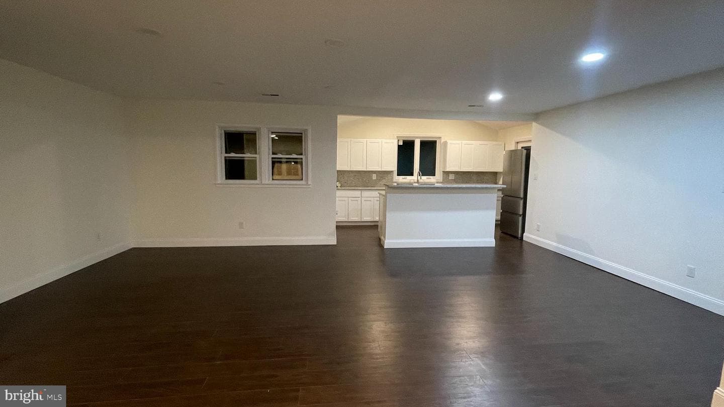 15421 Thompson Road photo 8