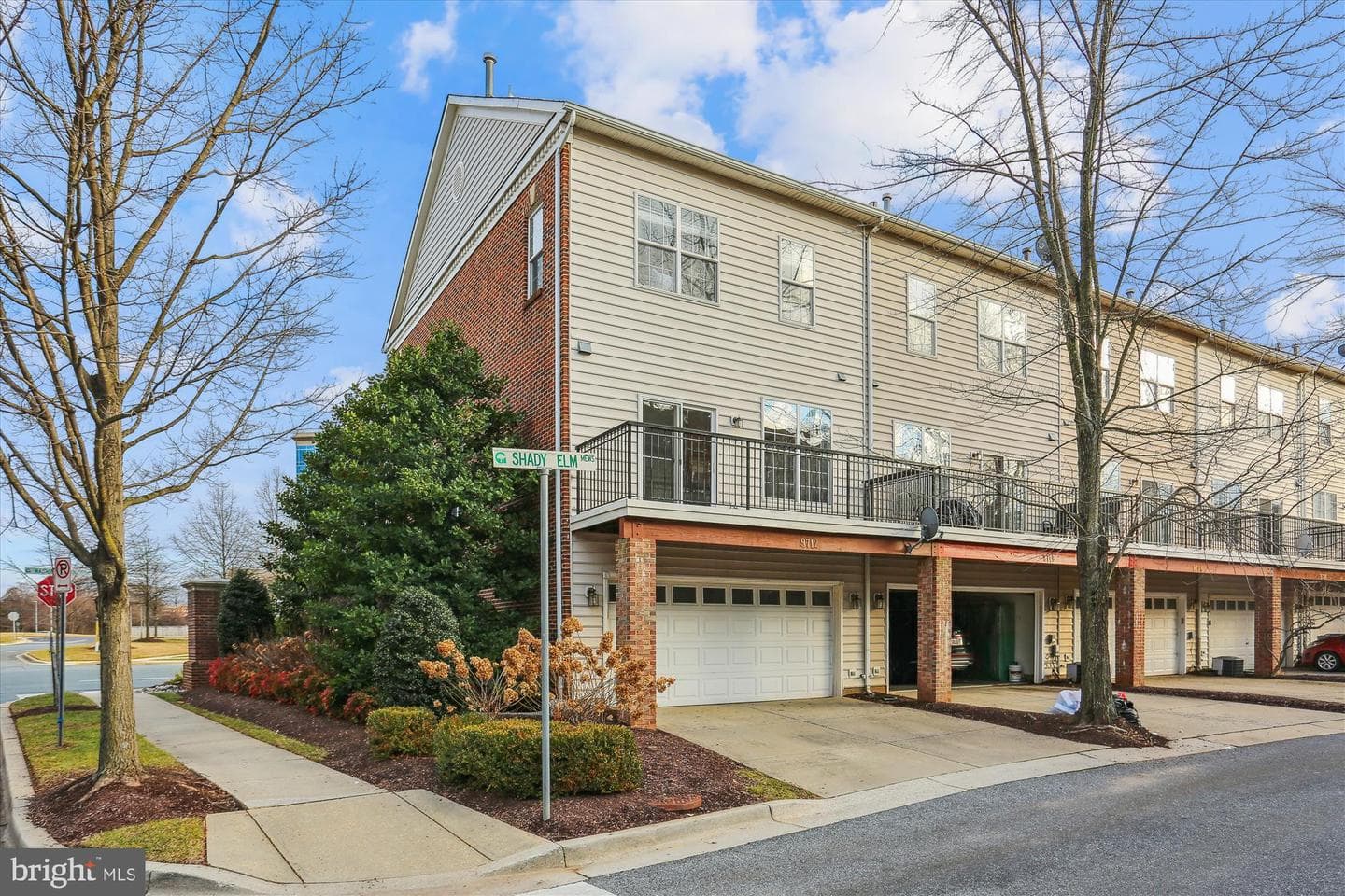 9712 Washingtonian Boulevard photo 29