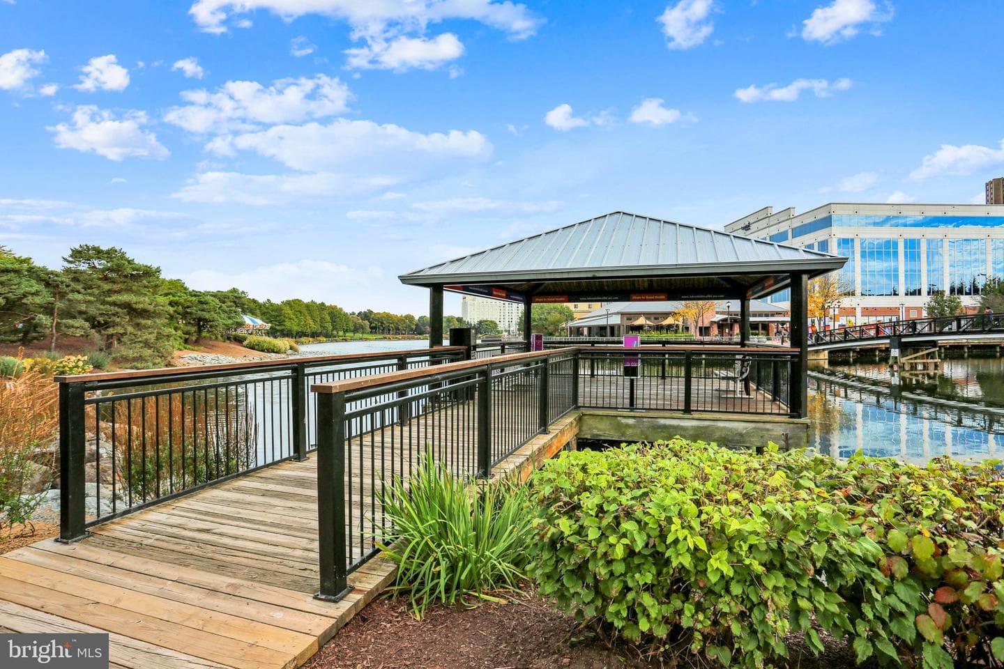 9712 Washingtonian Boulevard photo 40