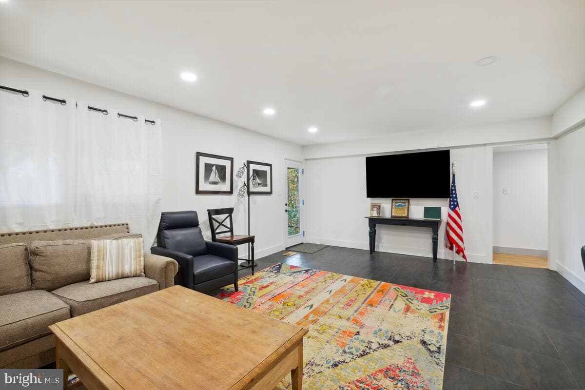 11900 Viewcrest Terrace photo 52