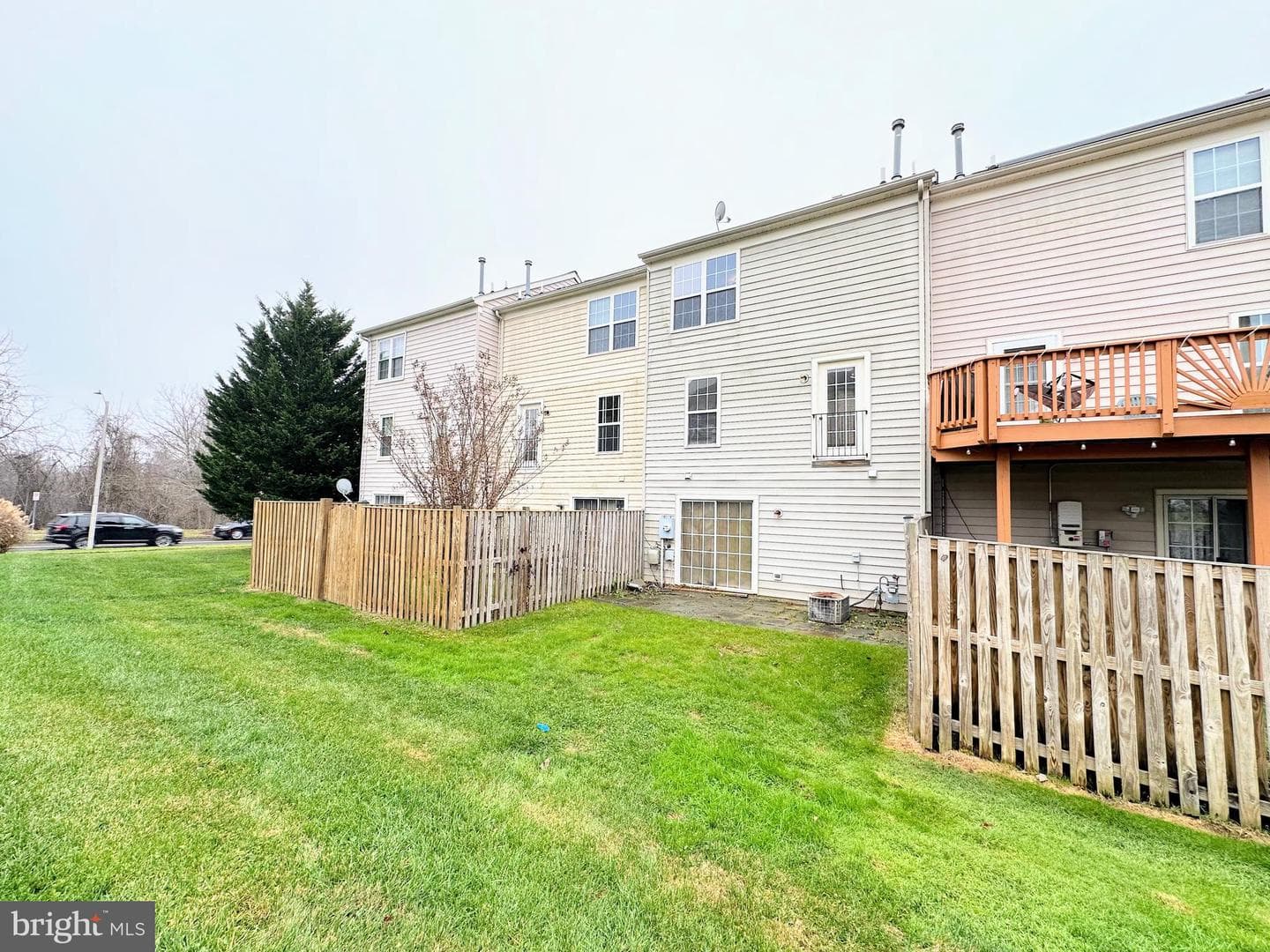 2452 Epstein Court photo 20