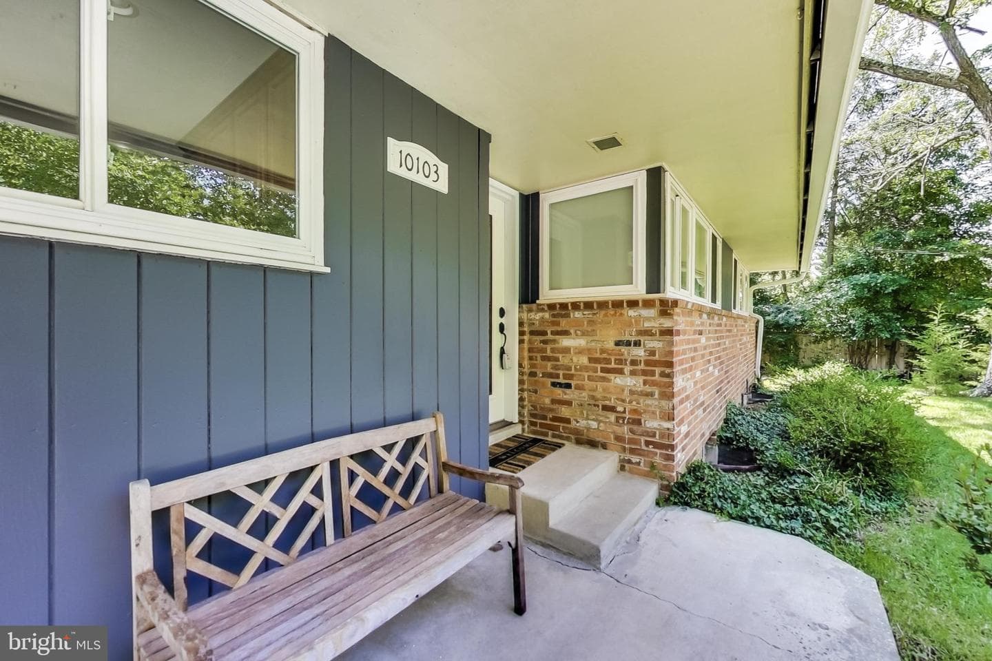 10103 Parkwood Terrace photo 4
