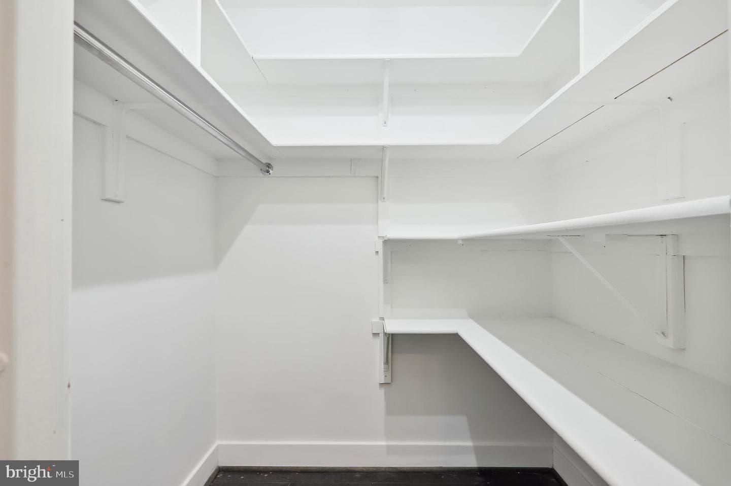 5101 River Road #202 photo 22
