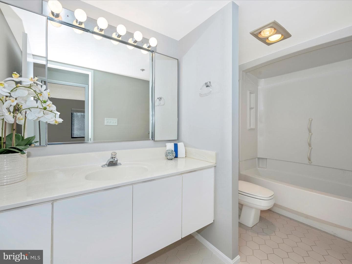 3310 N Leisure World Boulevard #201 photo 35