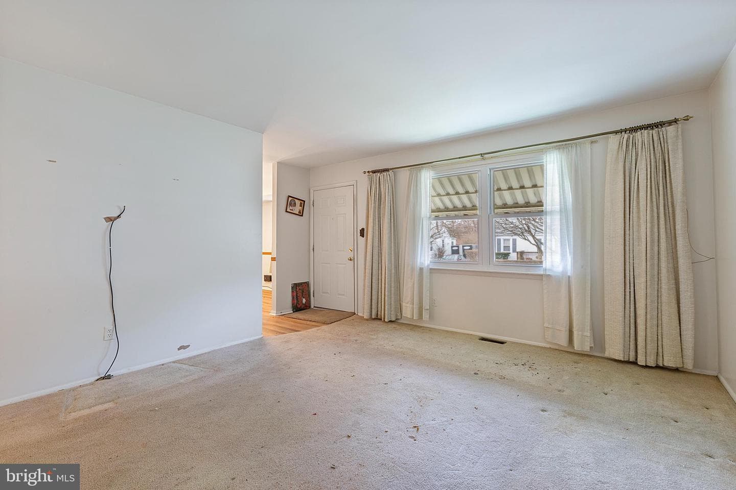 705 Douglass Avenue photo 5