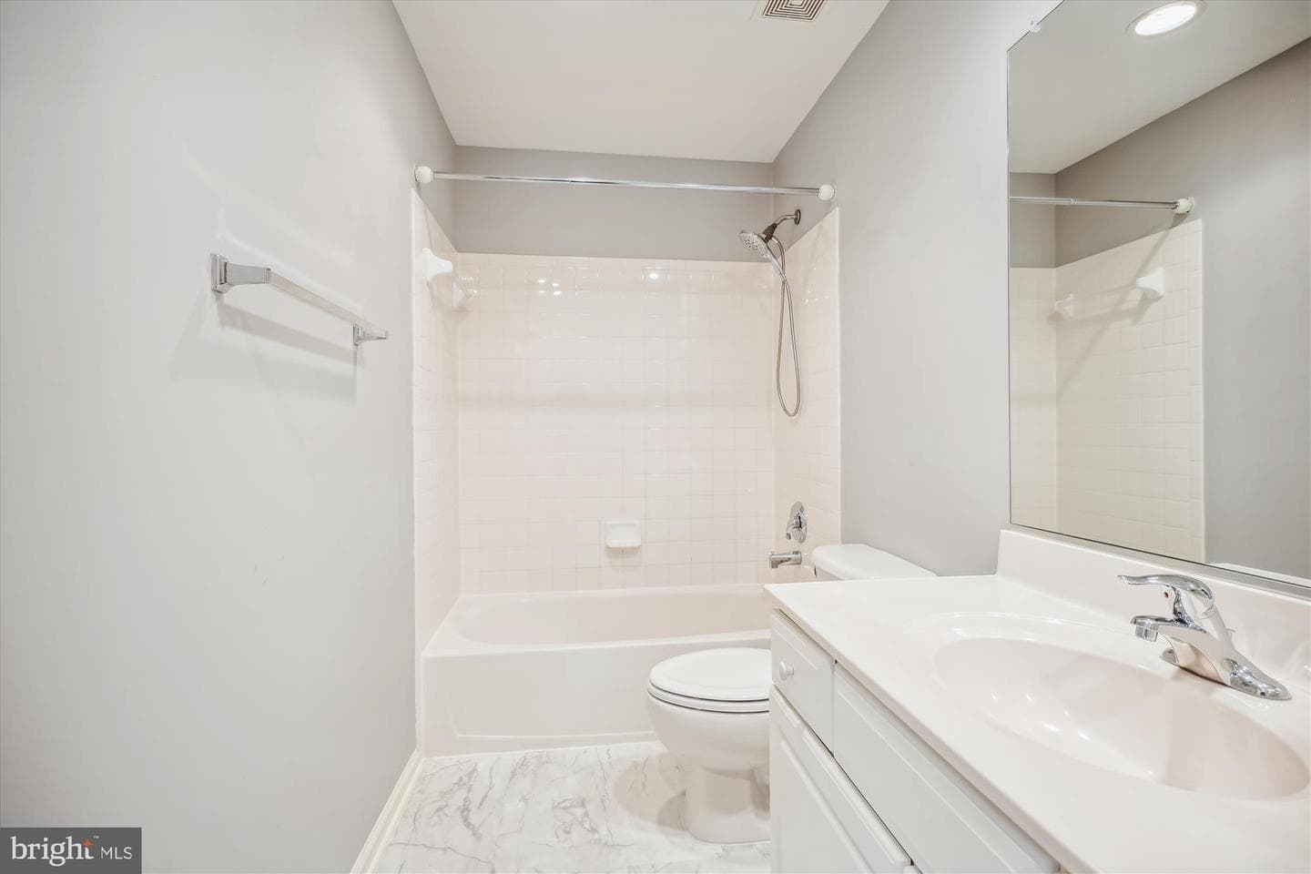 409 Oak Knoll Terrace photo 41