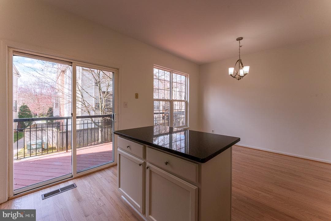 9734 Washingtonian Boulevard photo 14